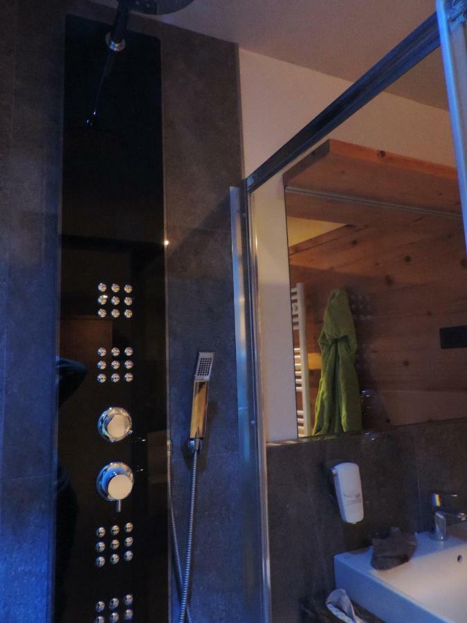 松鼠酒店 泰塞罗 外观 照片